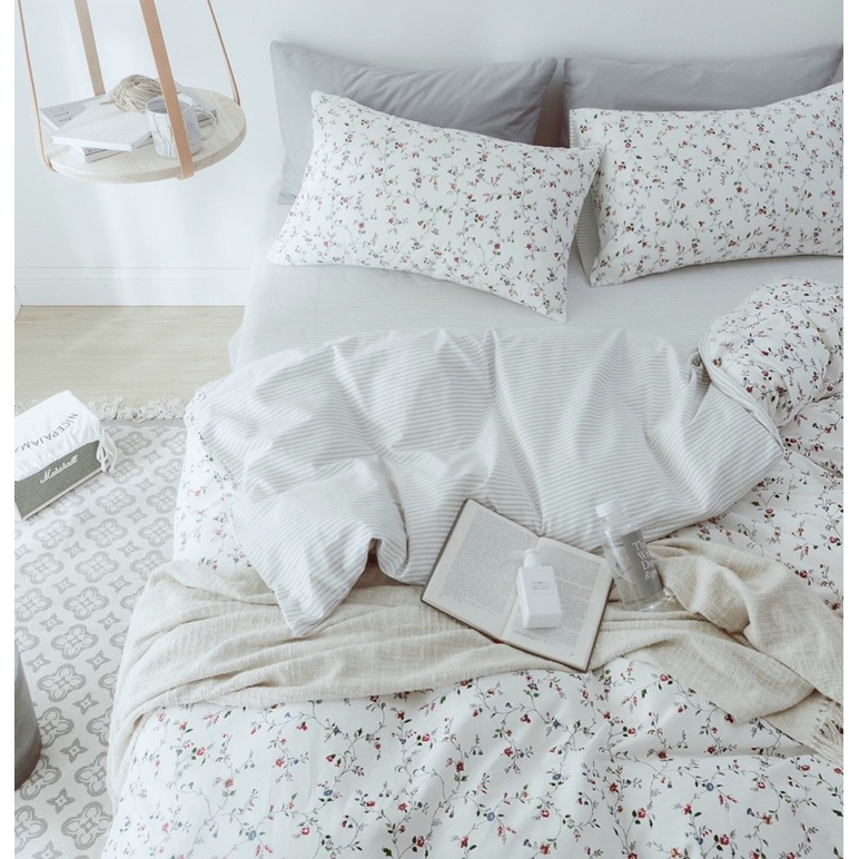Set Cotton Living 100%cotton Hàng Nhập Khẩu Cao Cấp 4 Món Hoa Vintage Nhí Trắng