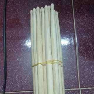 Dùi trống con dài 36 cm