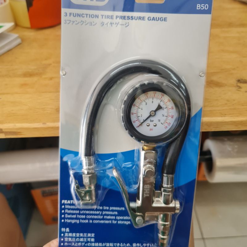 Đầu bơm hơi xe có đồng hồ đo áp suất loại tốt THB