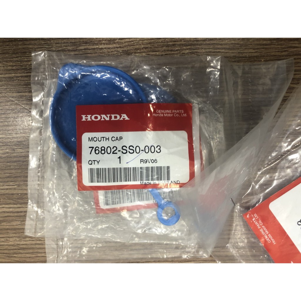 NẮP BÌNH NƯỚC RỬA KÍNH HONDA CITY 16-20; CIVIC 17-20; JAZZ18-20