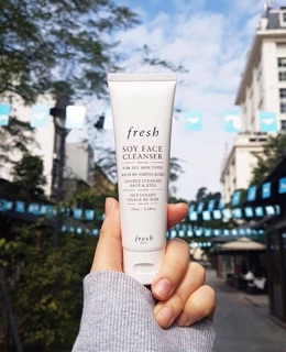 Sữa rửa mặt fresh soy cleanser