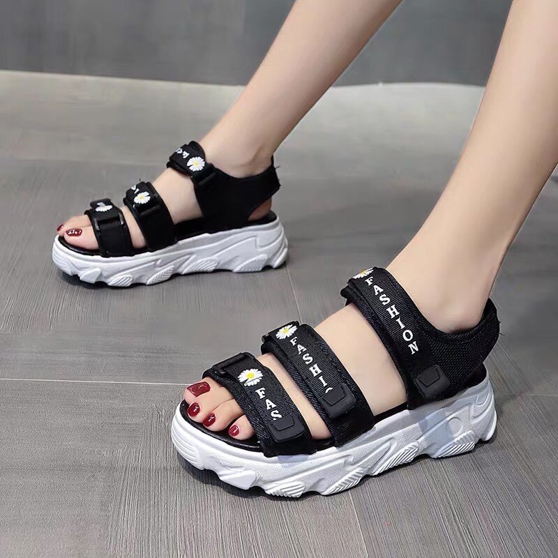 Dép Sandal Nữ Học Sinh 3 Quai Sandal Hoa Cúc Siêu Hot