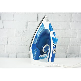 Bàn là/bàn ủi hơi nước Electrolux ESI525