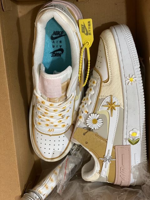 full box + full pk + hình tự chụp) giày af1 au ra SUP bông cúc