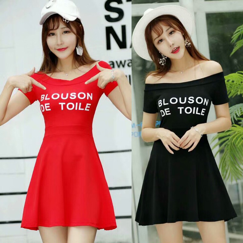 One Đầm Ngắn Tay Hở Vai In Chữ Thời Trang Cho Nữ
