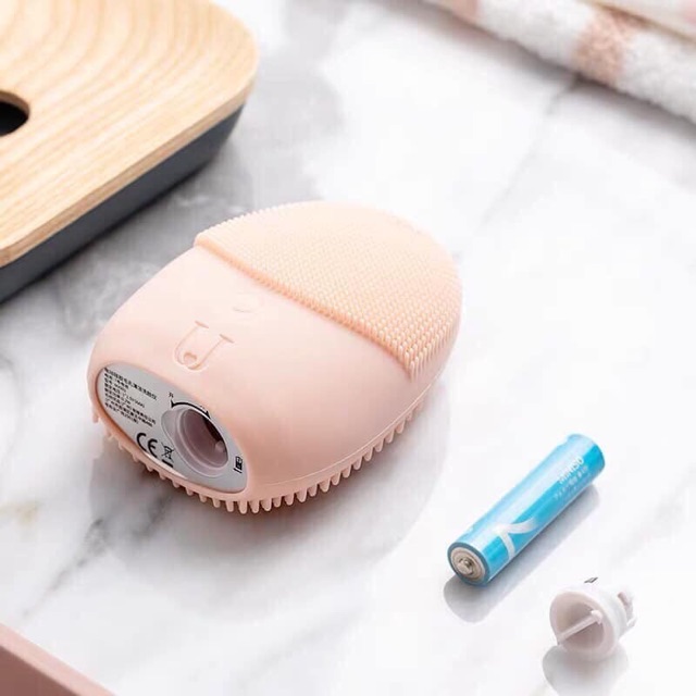 Máy rửa mặt miniso 2020