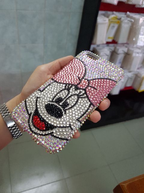MICKEY ĐÍNH ĐÁ FULL ỐP