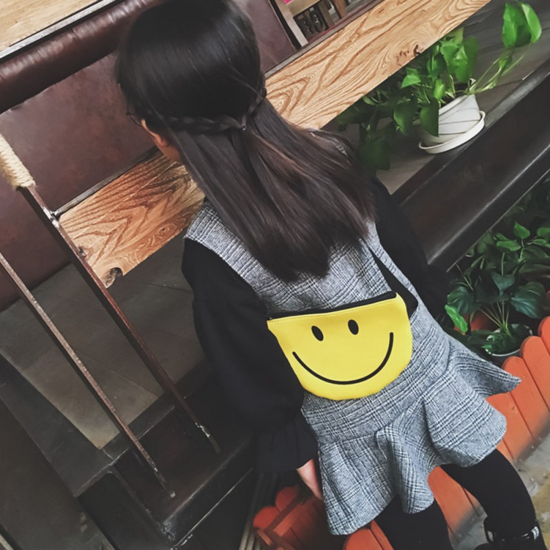 Túi đeo chéo mini xinh xắn cho bé gái