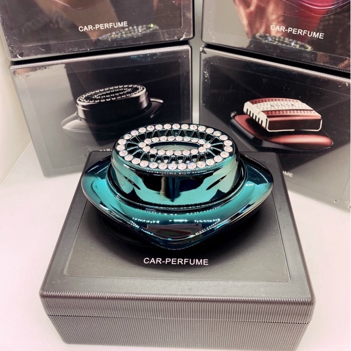 Nước Hoa Ô Tô Đính Đá Car Perfume - Mùi Thơm Mát, Nước Hoa Trang Trí Taplo Xe Hơi Cao Cấp - Mẫu Nắp Oval