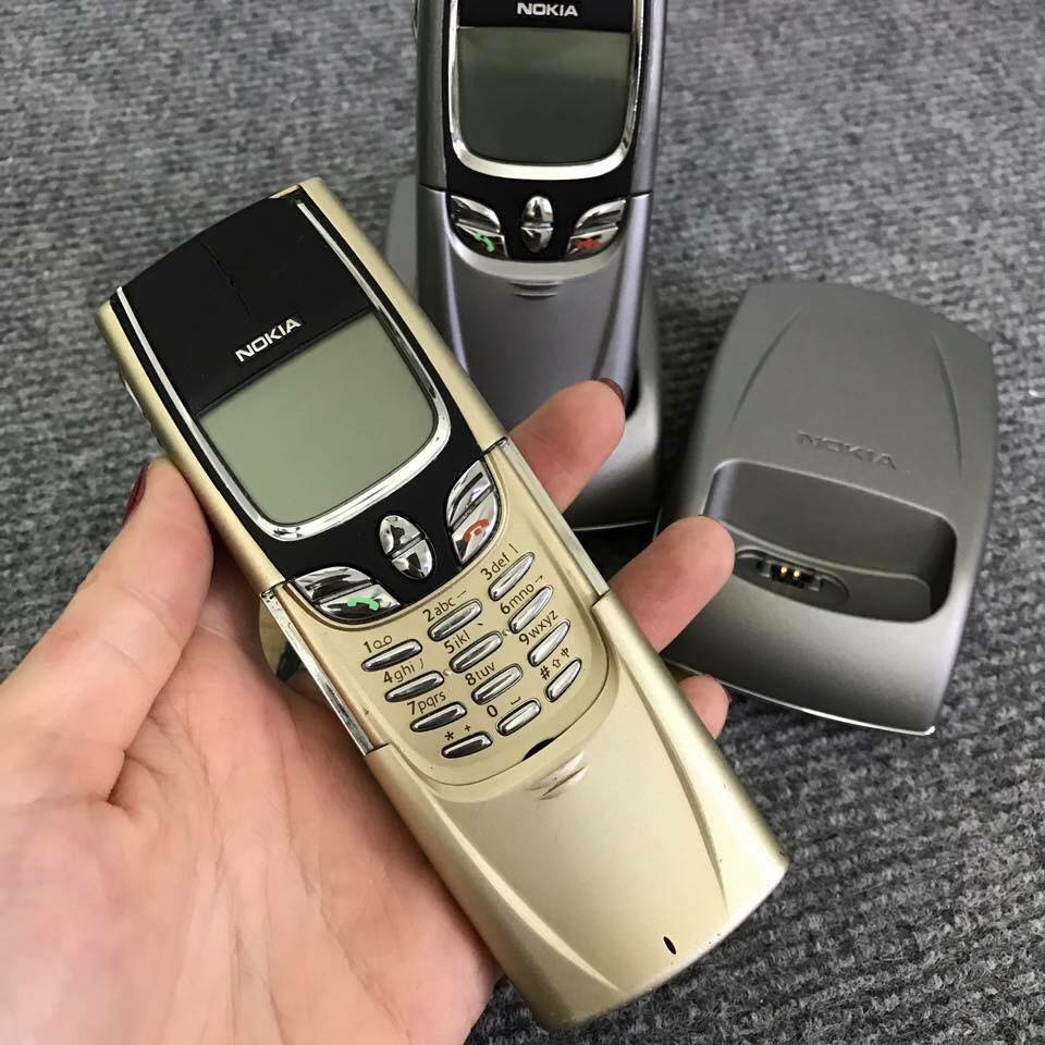 Điện thoại Nokia 8850 classic chính hãng tồn kho mới 99%