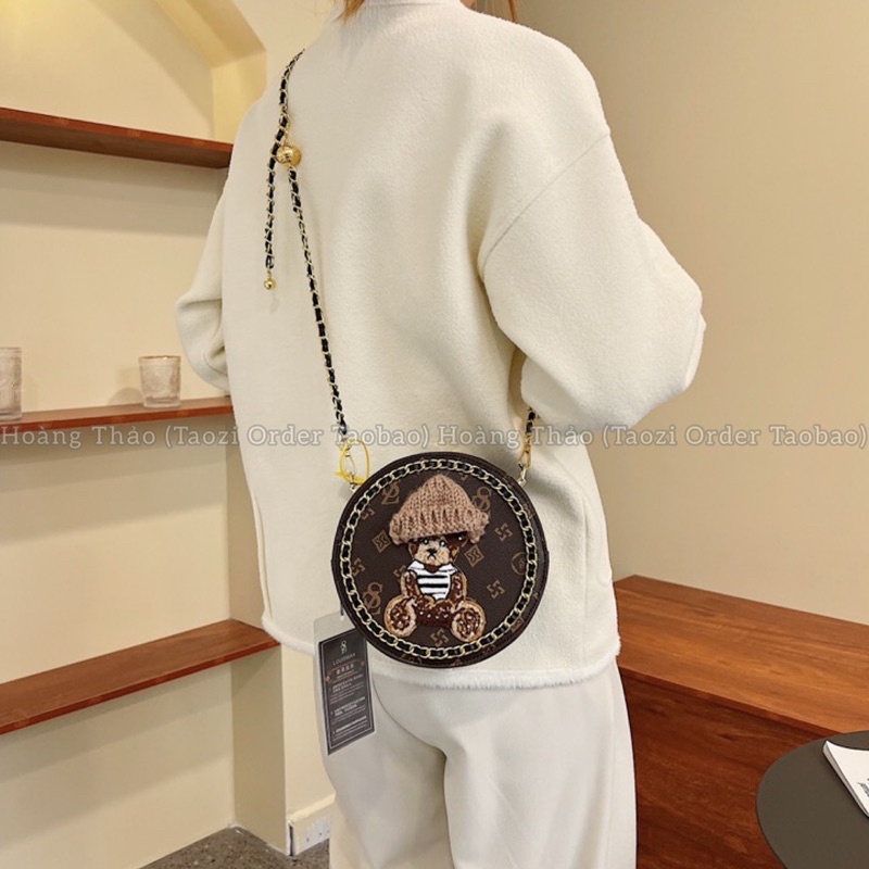 Túi hộp tròn đeo chéo hoạ tiết gấu cao cấp siêu xinh♥️