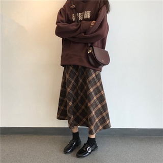 Chân váy caro, chân váy vintage, nữ tính
