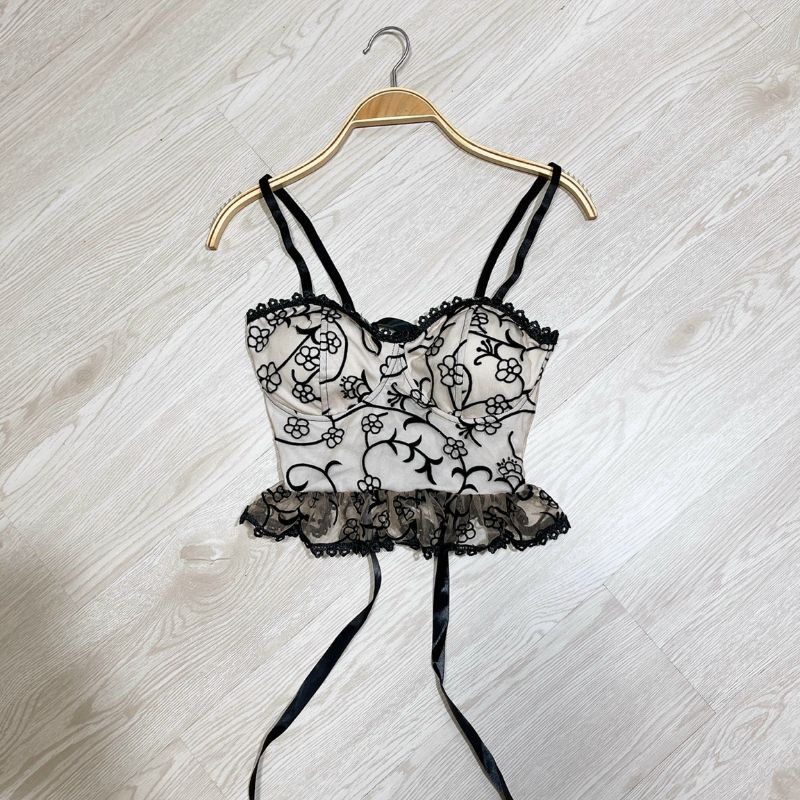 Áo 2 dây mod ngực phối ren và lưới hoa văn ngẫu nhiên