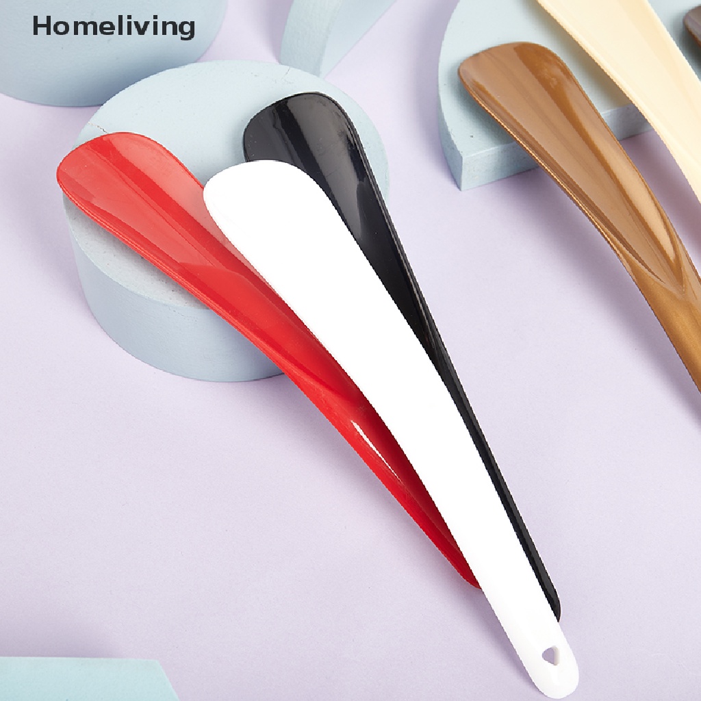 1 Dụng Cụ Hỗ Trợ Mang Giày Bằng Nhựa Có Tay Cầm Dài