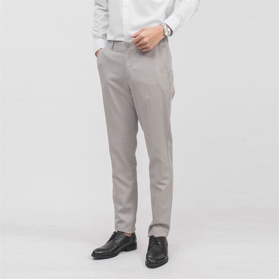 Quần Kaki Nam ARISTINO AKKR02 Quần Thô Khaki Trơn Màu Chính Hãng dáng regular fit suông vừa vải cotton cao cấp mềm mát