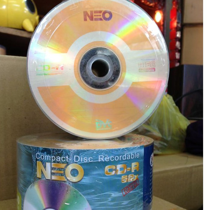 Cọc 50 Đĩa CD Trắng NEO 700Mb -Cọc 50 Đĩa Neo