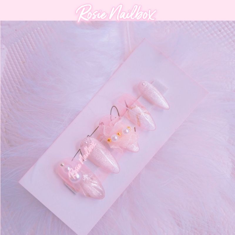 1 bộ Móng úp màu hồng thạch phối nơ ren kèm hoạ tiết trang trí độc đáo kèm dũa hoặc keo dán