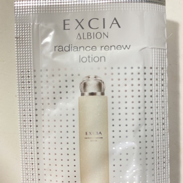 Mẫu thử dòng sản phẩm trẻ hoá Excia