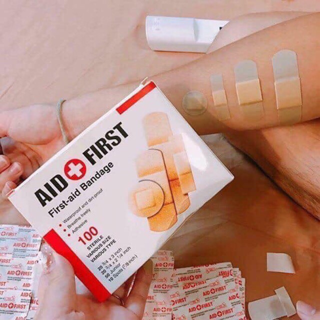 Hộp 100 miếng băng gạc y tế