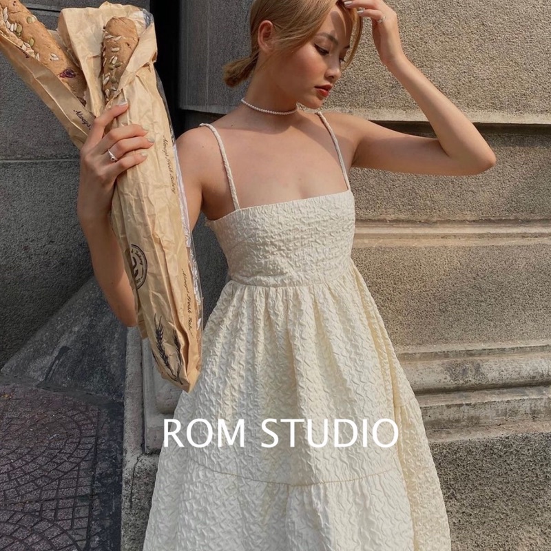 Đầm 2 dây kiểu Laylar dress