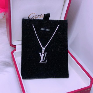  DÂY CHUYỀN MẶT CHỮ LV XINH XẮN