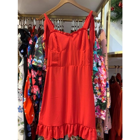 Váy đỏ hàng aut