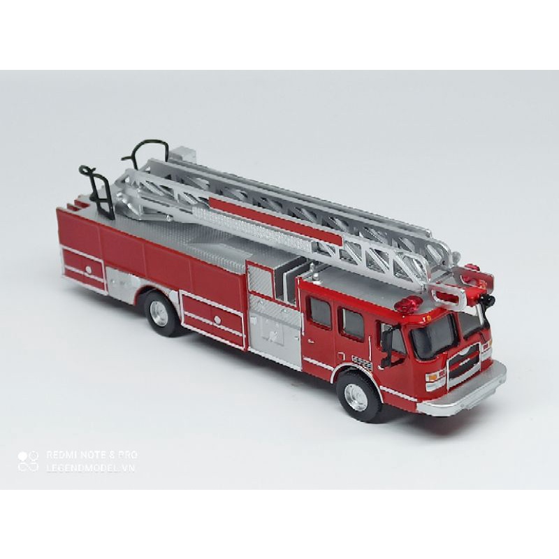 Mô hình xe cứu hỏa HP75 USA 2005