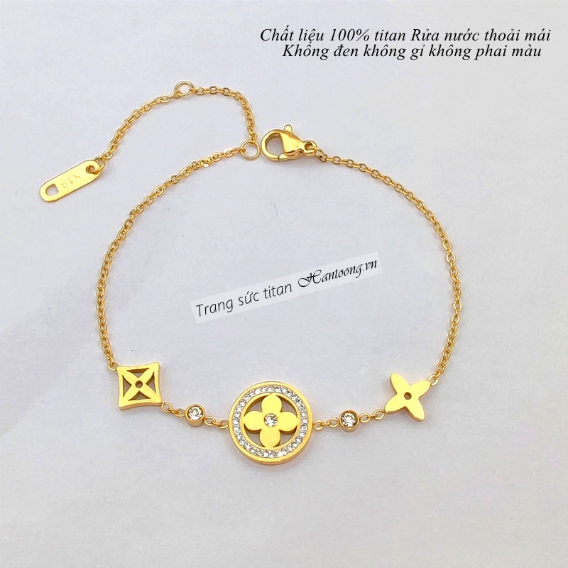 Lắc tay titan nữ không gỉ mặt cỏ 4 lá xinh xắn trang sức titan cao cấp thiết kế thời trang thanh lịch mẫu mới