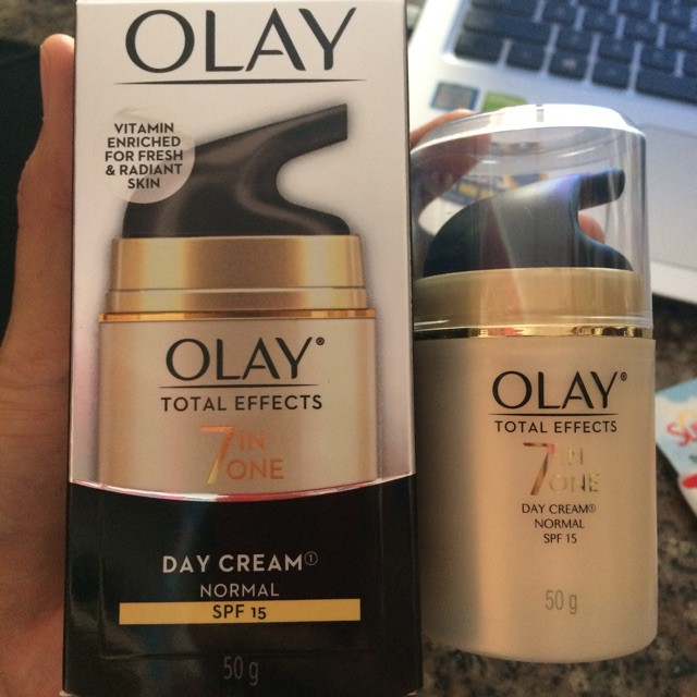 Kem dưỡng da ban ngày Olay Total Effects 7 in One Normal Day Cream 50g