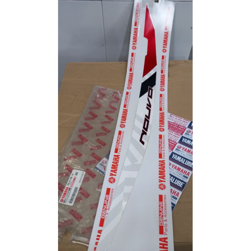 Tem (xe trắng 1124) ốp sườn Yamaha chính hãng Nouvo 6