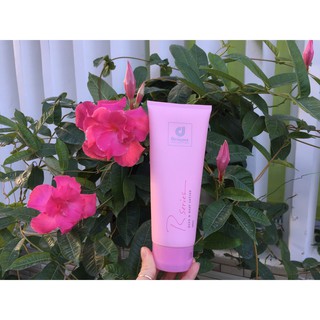 Dưỡng thể nước hoa Malaysia Rseries trắng da 200 ml
