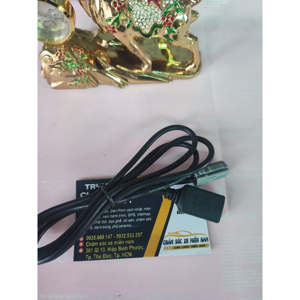 Jack usb lỗ vuông cd oto