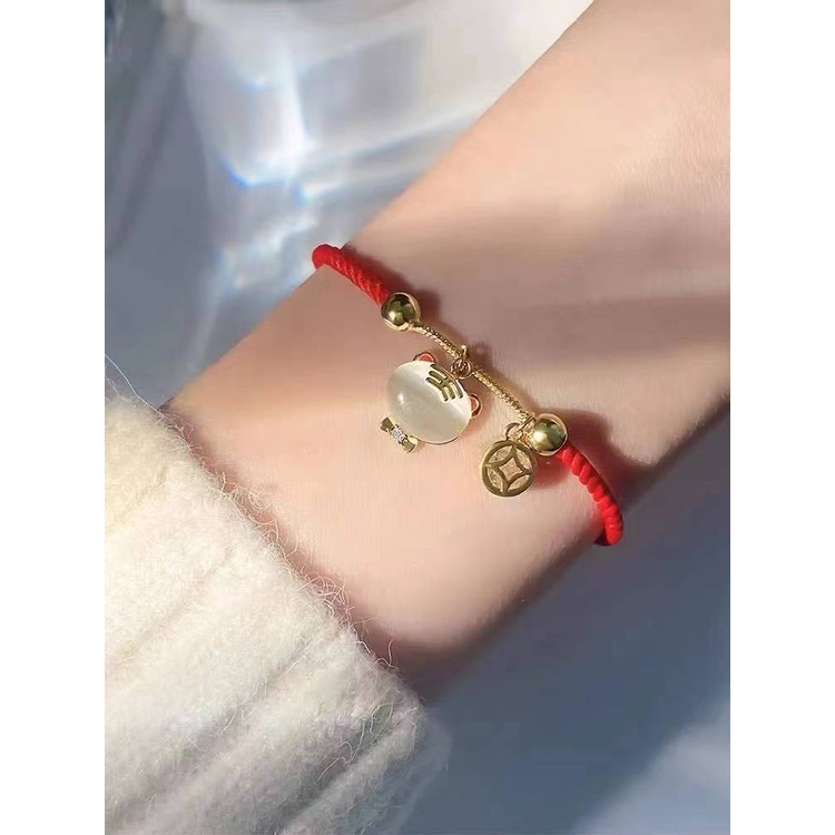 Vòng Tay Chuỗi Đỏ May Mắn Đính Đá Mắt Mèo Dễ Thương Làm Quà Tặng Cho Bạn Bè/ Bạn Bè