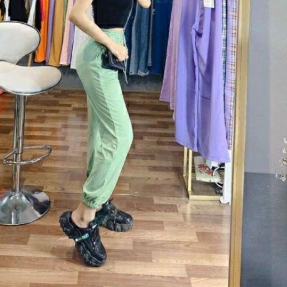 Quần thể thao ống túm cao cấp đẹp new trend