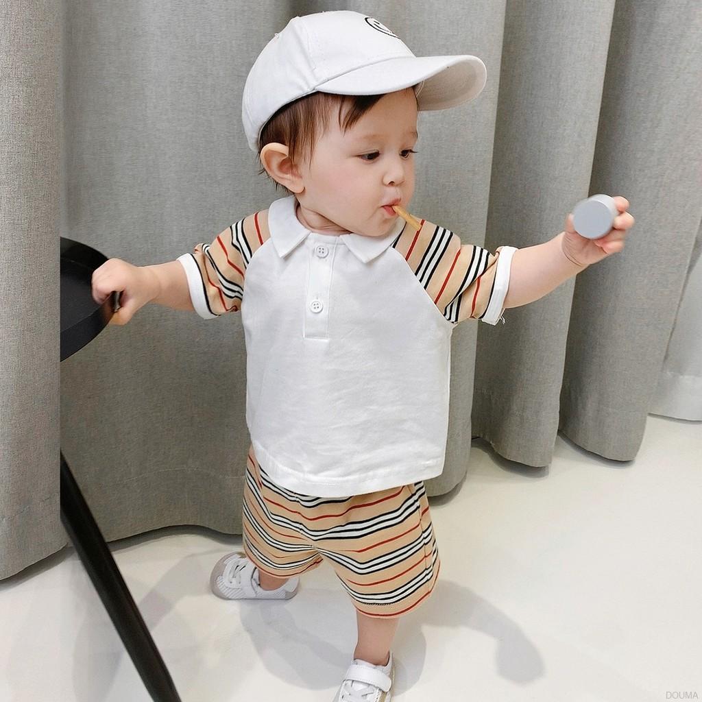 Bộ trang phục áo thun kẻ sọc + quần ngắn cho bé trai