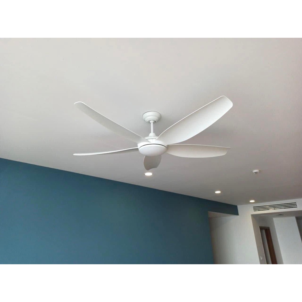 Quạt trần đèn sải cánh dài có remote từ xa đảo ngược chiều,chạy siêu êm đèn cực sáng