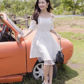 Đầm 2 dây trễ vai phối lưới tay lỡ dịu dàng nữ tính