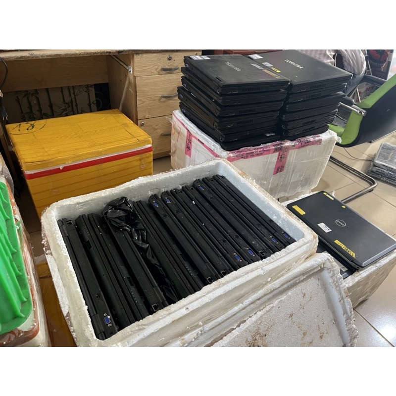 Laptop Nhật toshiba Satellite B551 siêu bền