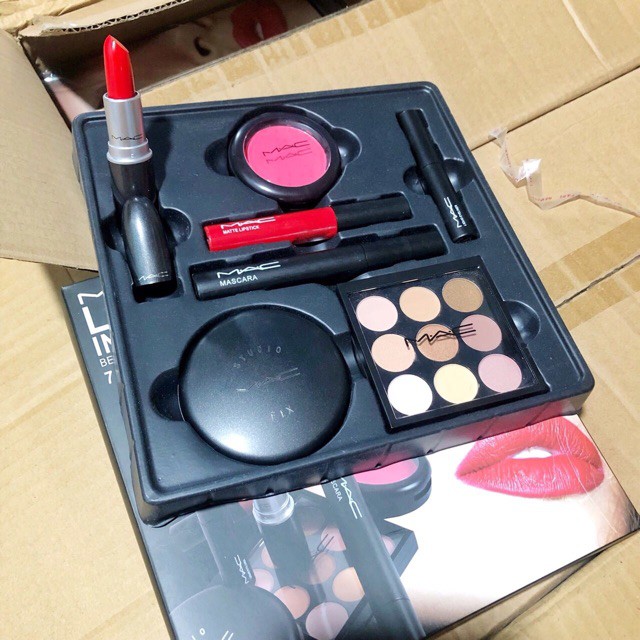 Hàng NEW Set trang điểm 7 món như hình (HOT TREND) | BigBuy360 - bigbuy360.vn