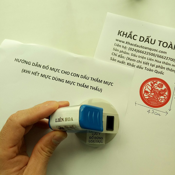 Dấu Triện Liên Hoa thấm mực