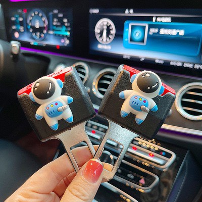 Chốt Cài Dây An Toàn Ô Tô Ngắt Chuông Cảnh Báo Ô Tô Hoạ Tiết Hoạt Hình Dễ Thương