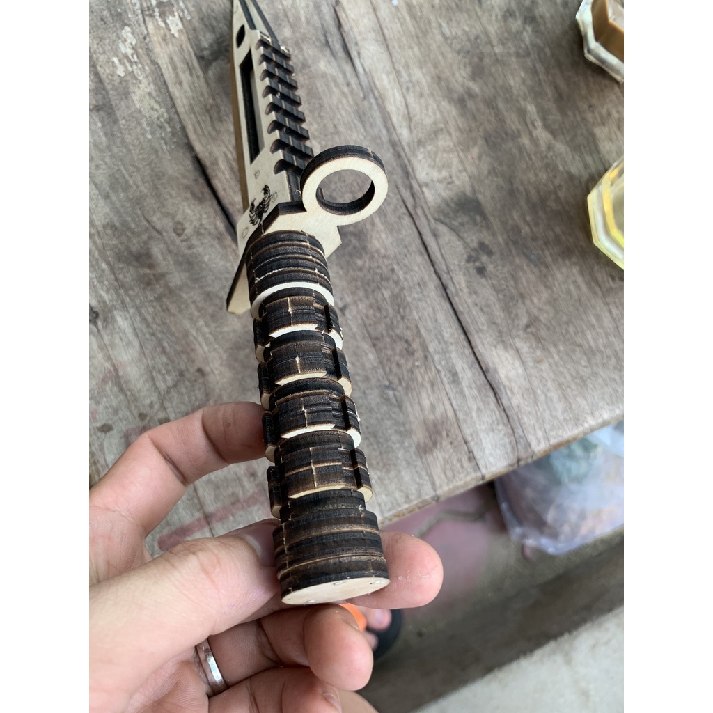 Mô Hình Lắp Ráp Gỗ - M9 Bayonet Scorpion CSGO