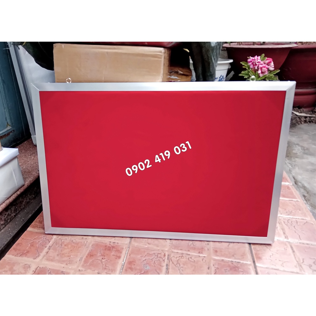 Bảng ghim màu đỏ size 40 x 60cm, ghim ghi chú, tranh ảnh, postcard, decor bàn học, bàn làm việc.