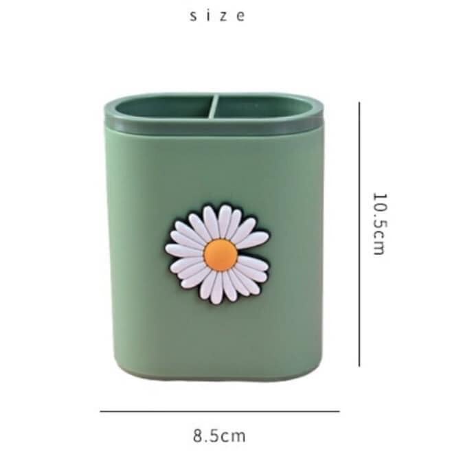 Hộp đựng bút 2 ngăn bằng nhựa, có hình ngộ nghĩnh