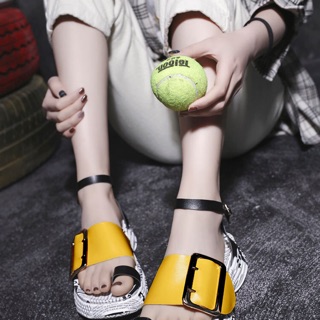🍢Sandal độc lạ/ order QC