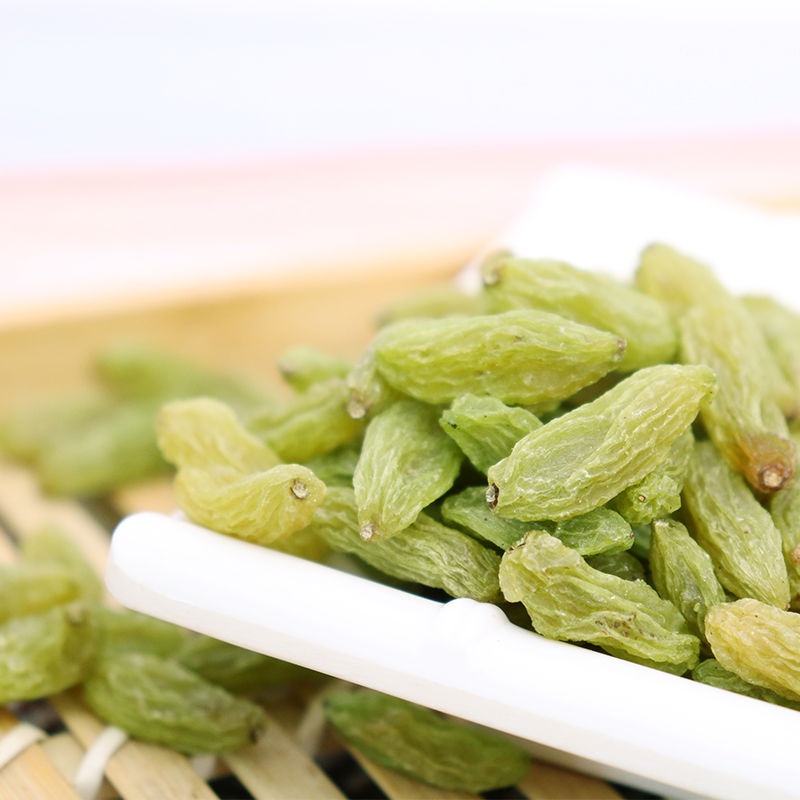 Nho Khô Xanh Không Hạt Ninh Thuận Sấy Dẻo 500g