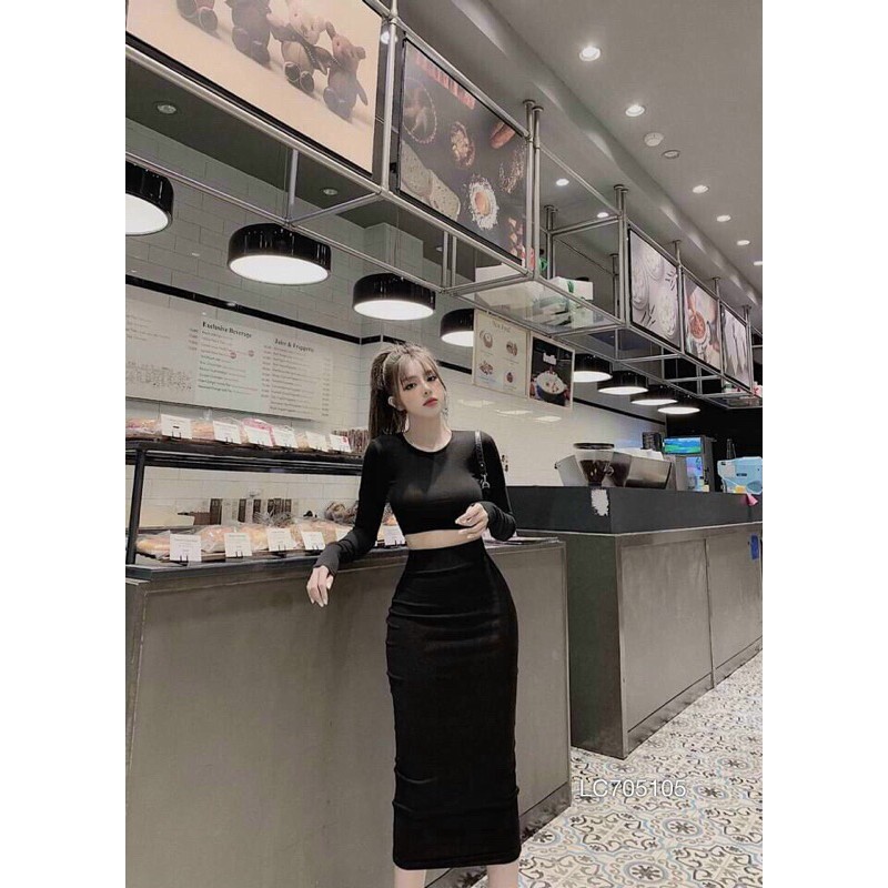 Set áo thun croptop tay dài + chân váy