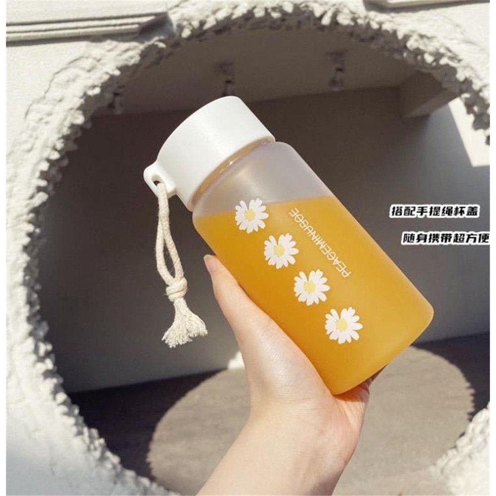 PISTA Bình Nước Nhựa BPA Có Dây Thừng Họa Tiết Hoa Cúc Mờ / Matte
