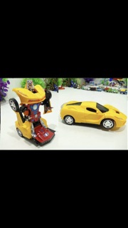 Ô Tô Biến Hình Robot