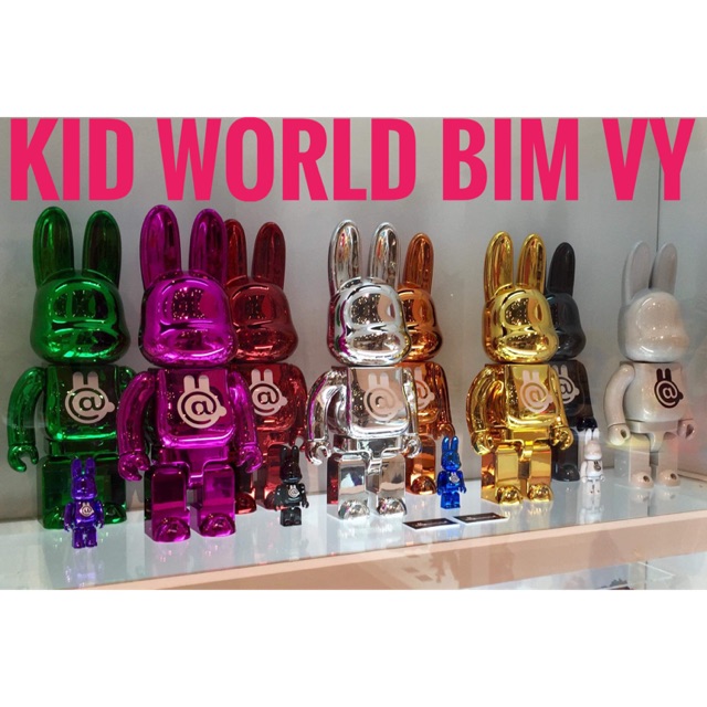 Chú gấu "bụng phệ" Bearbrick Project Rabbit Chrome 400%, hàng chính hãng.